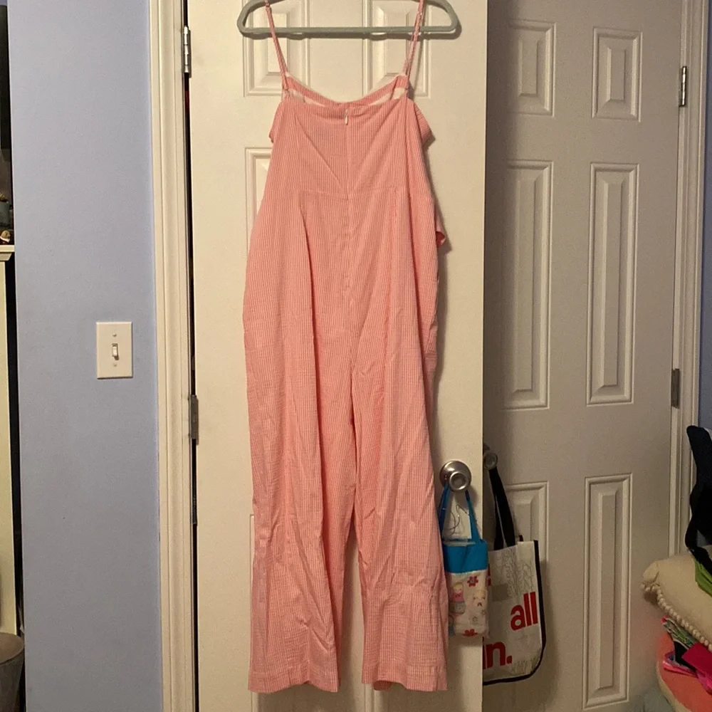 Vineyard Vines Seersucker Jumpsuit - Picture 9 of 11